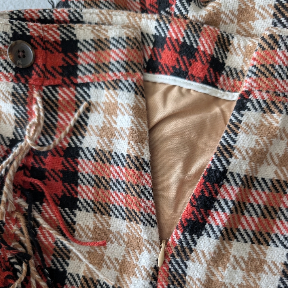 Talbots Wool Blend Faux Wrap Skirt Sz 6 Plaid Scottish Style Tartan Fringe - Picture 12 of 12